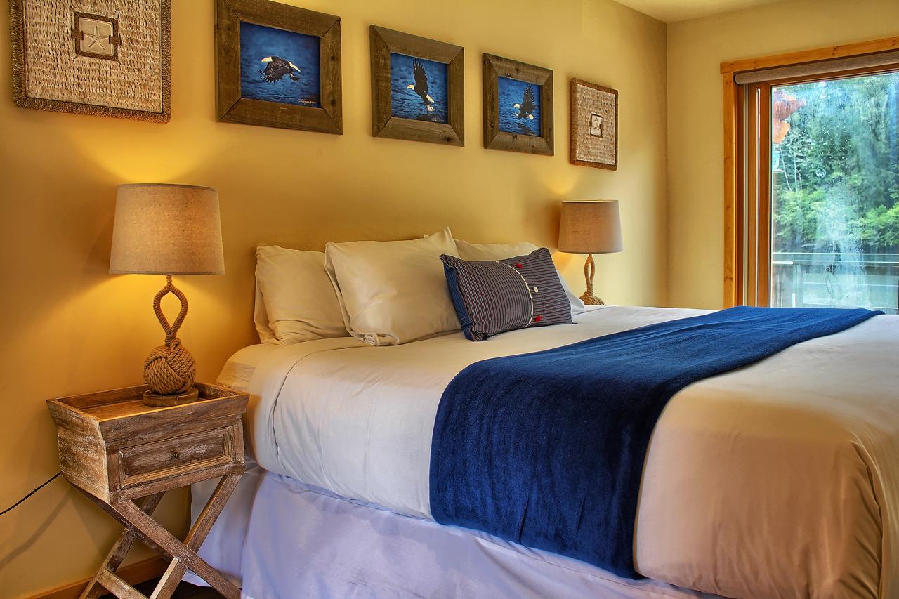 Wild Renfrew Seaside Cottages Port Renfrew Exterior photo