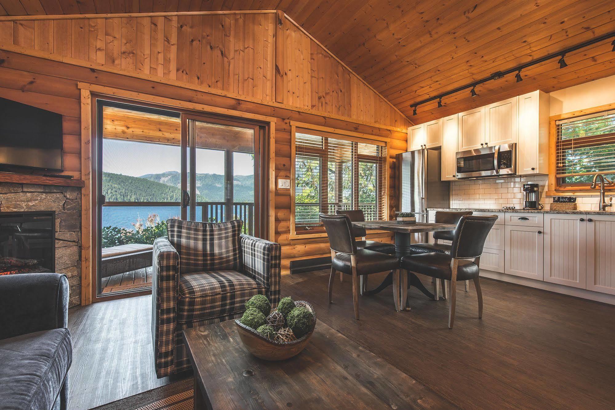 Wild Renfrew Seaside Cottages Port Renfrew Exterior photo